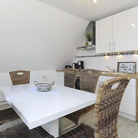 Haus Konteradmiral Apartment Werdum